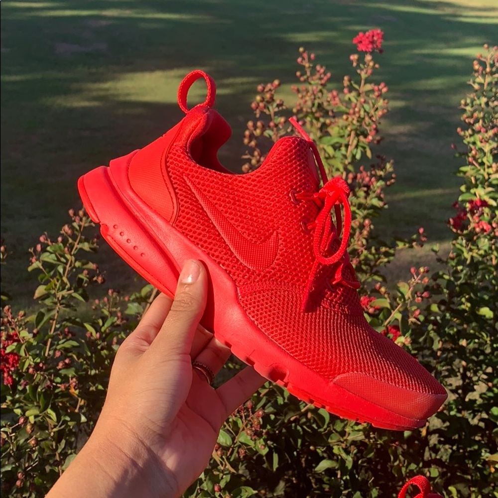 Red Nike’s